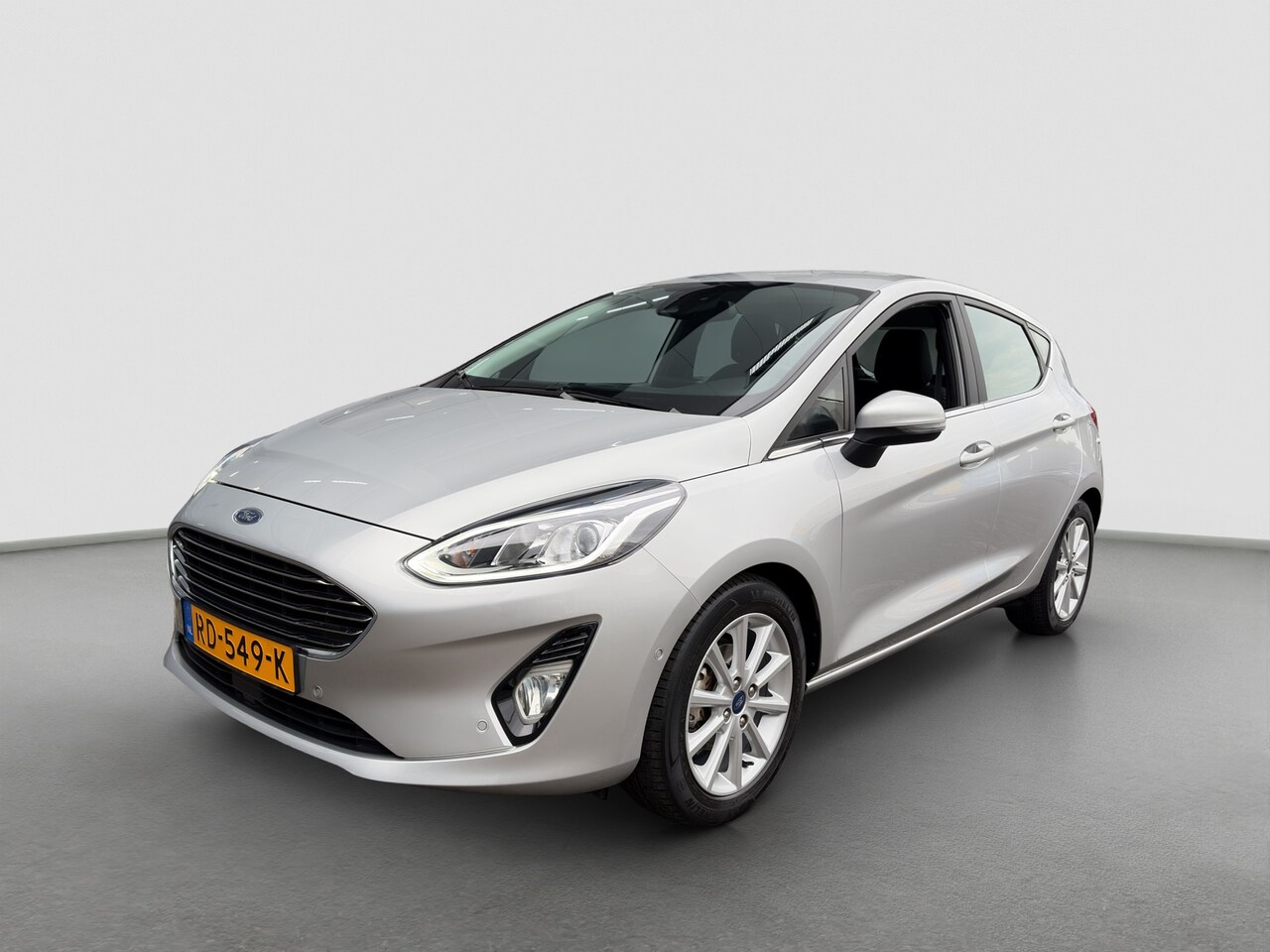 Ford Fiesta - 1.0 100pk EcoBoost Titanium | Camera | Adaptive cruise controle | B&O Audio | Voorruitverw - AutoWereld.nl