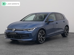 Volkswagen Golf - 1.5 eHybrid Life Edition | CAMERA | ADAPTIVE | STOEL- EN STUURVERW