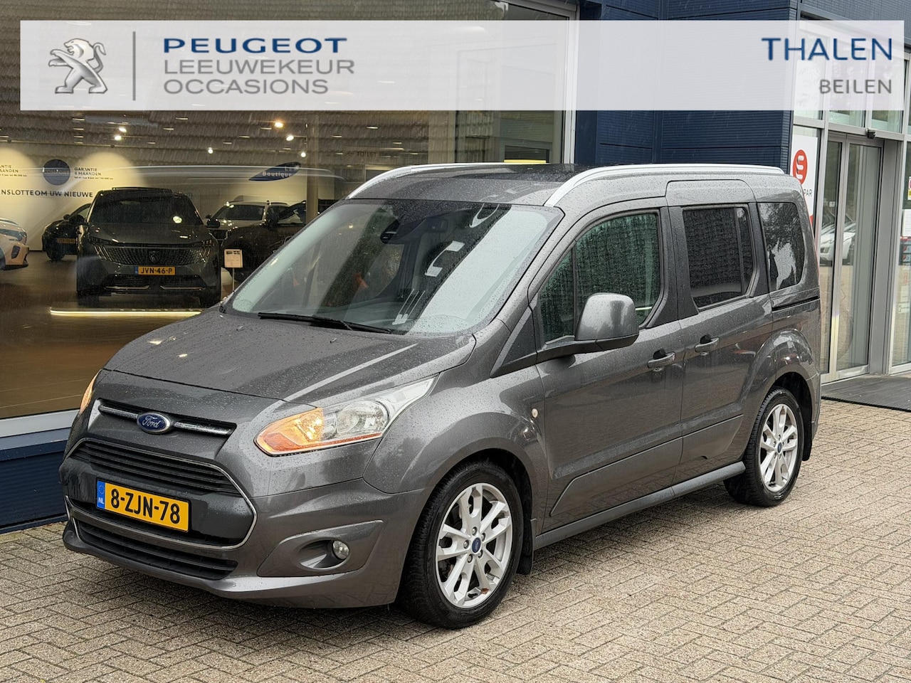 Ford Tourneo Connect Compact - 1.0 Titanium | Trekhaak | All season banden | Panoramadak | Climate Control | Cruise contr - AutoWereld.nl