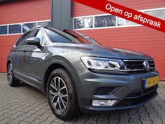 Volkswagen Tiguan - 1.4 TSI Connected Series 126PK, Zeer nette luxe auto