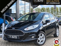 Ford Fiesta - 1.0 Style Ultimate 80PK | 2e Eigenaar | NL AUTO | NAP | 5 Deurs | Airco | Parkeersensoren