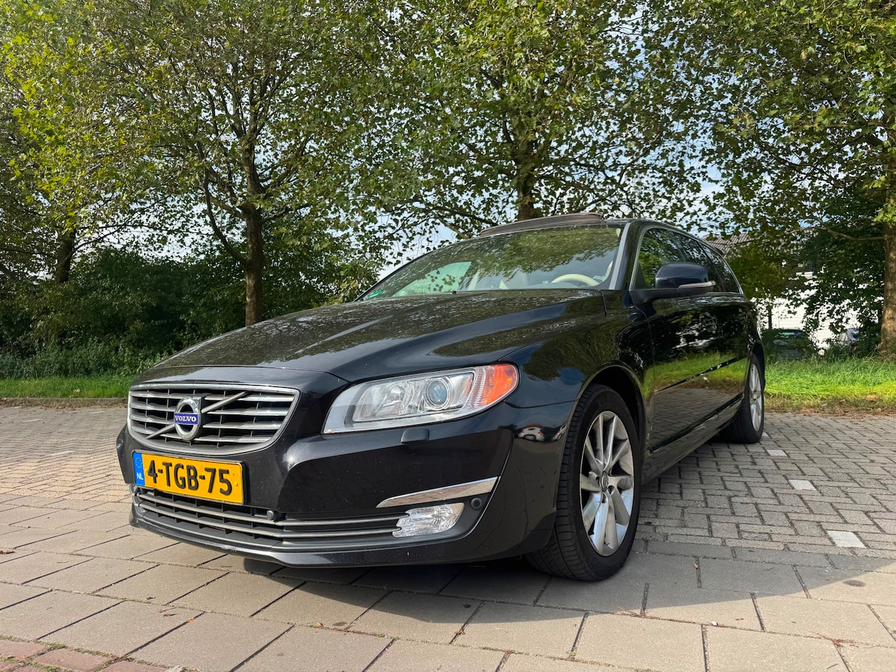 Volvo V70 - 2.0 D4 Nordic 2.0 D4 Nordic+ - AutoWereld.nl