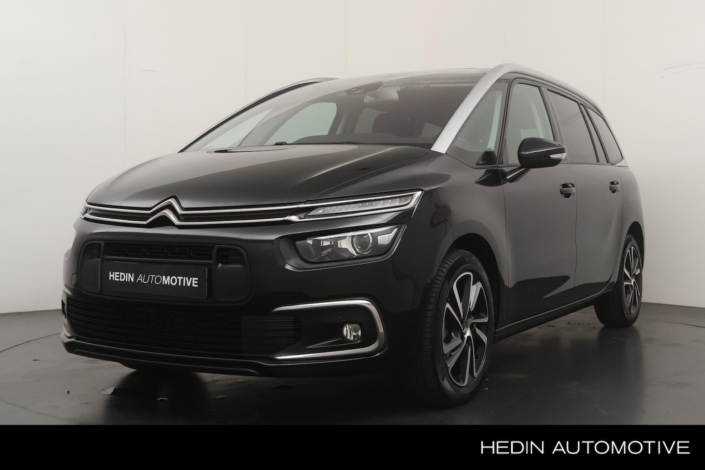Citroën Grand C4 SpaceTourer - 1.2 130 pk Shine | Trekhaak | 7 persoons | Camera | Elektrische achterklep | Apple carplay - AutoWereld.nl