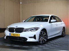BMW 3-serie - 318i Business M SPORT Edition AVM SPORTLEDER NAVI CARPLAY VIRTUAL '21