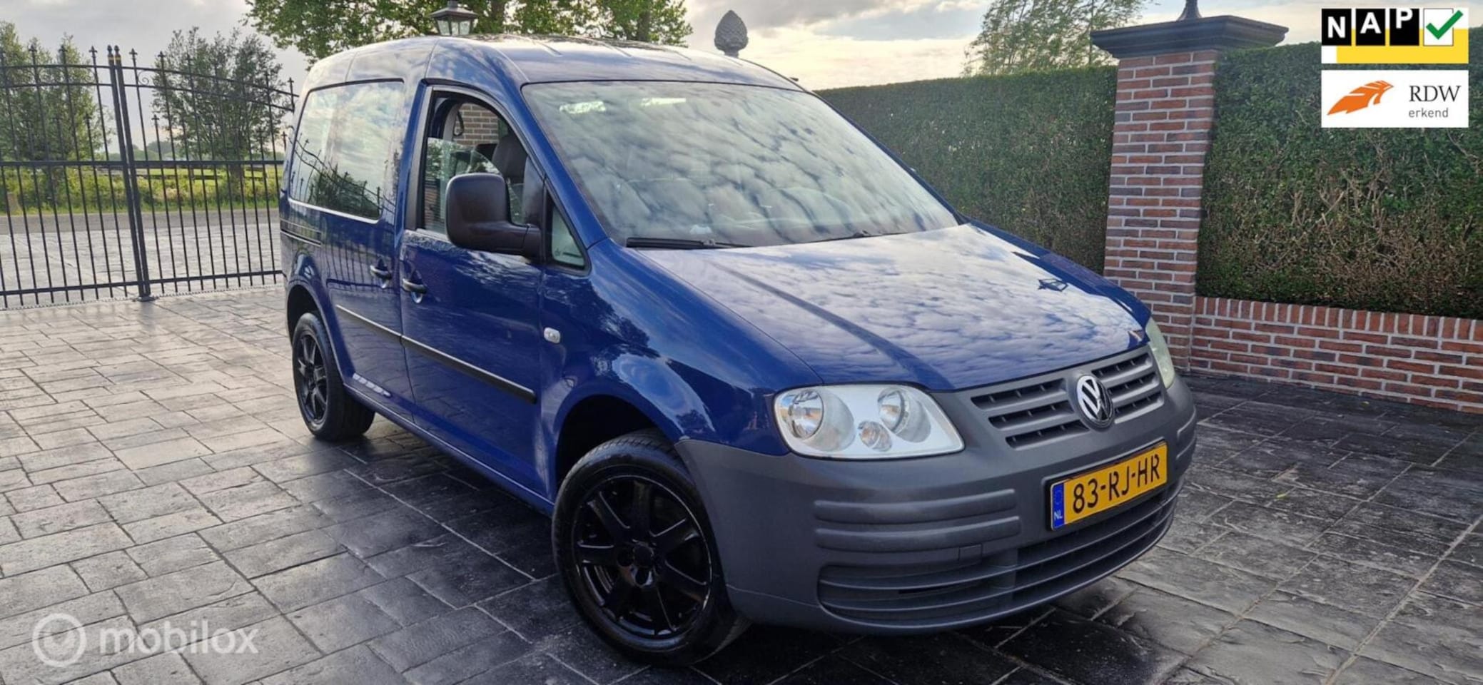 Volkswagen Caddy - 1.4 Turijn 7 persoons Eerlijk/ Nette woon/werk/gezin auto Inruil Mogelijk - AutoWereld.nl
