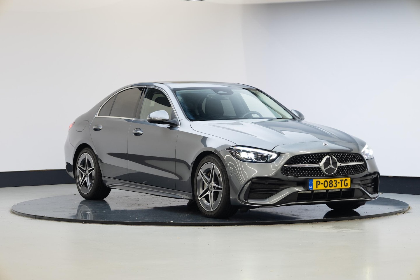 Mercedes-Benz C-klasse - 180 AMG Line | Stoelverw. | Panoramadak | - AutoWereld.nl