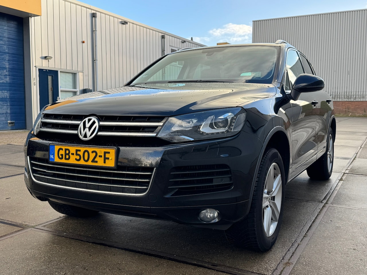 Volkswagen Touareg - 3.0 TDI R-Line 3.0 TDI R-line - AutoWereld.nl