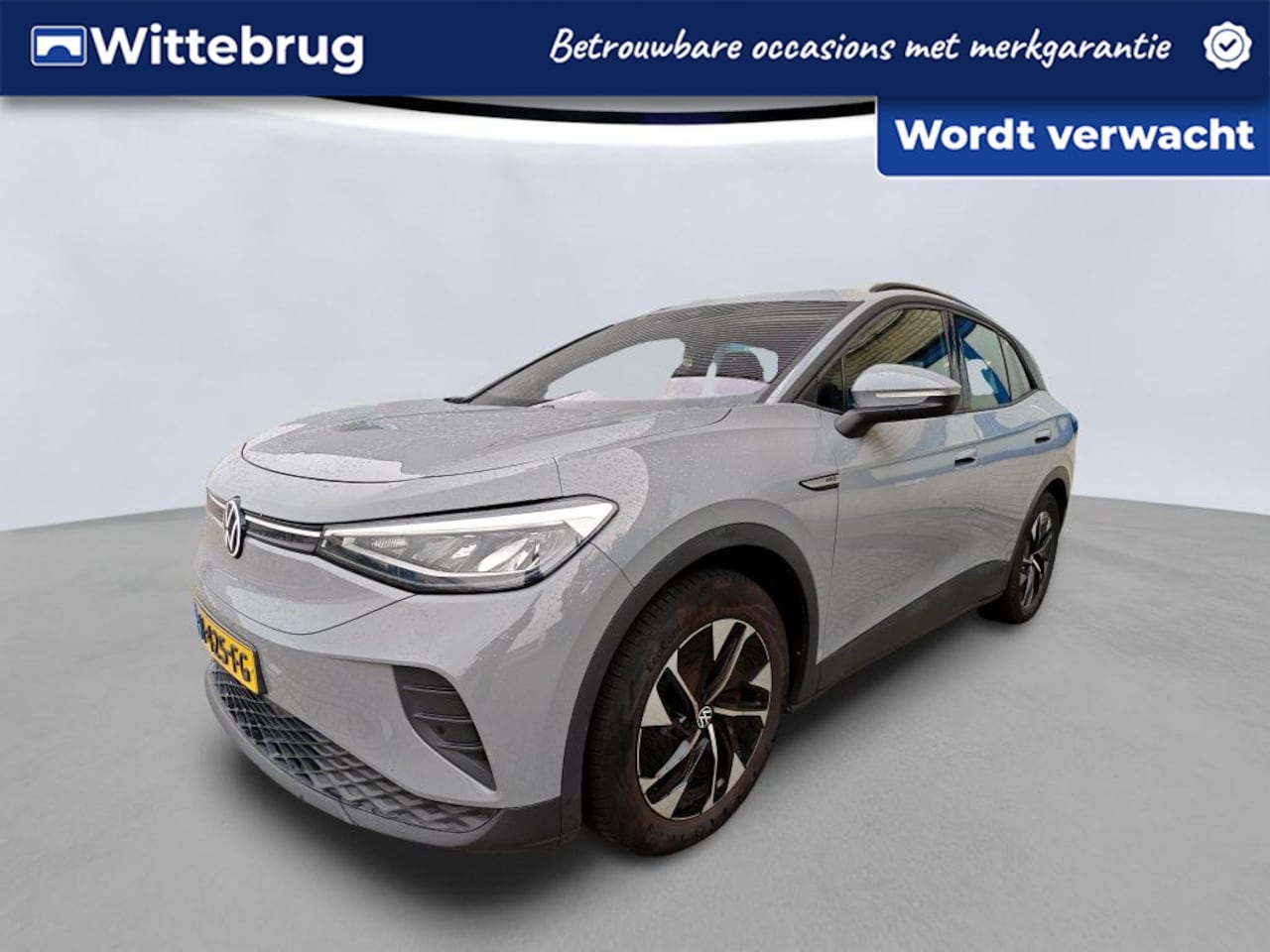 Volkswagen ID.4 - Life 77 kWh / Keyless / Acc / Parkeersensoren V+A /  App connect /  Zwenkbare trekhaak / 1 - AutoWereld.nl