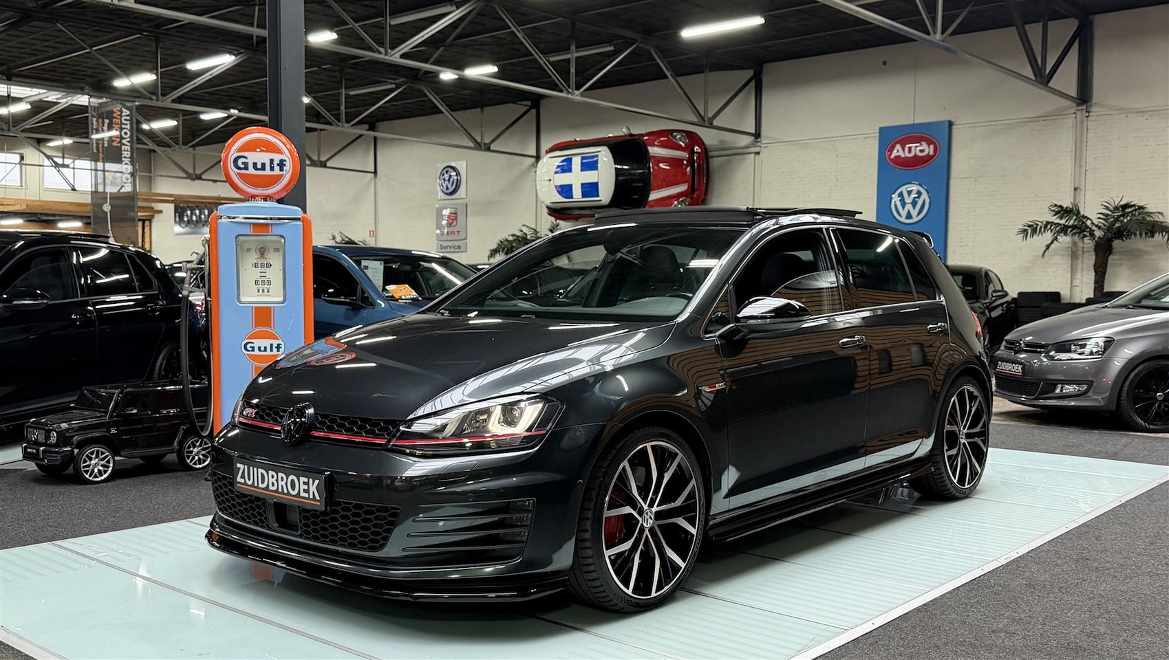 Volkswagen Golf - 2.0 GTI DSG | Pano | Dynaudio | Maxton | Navi | Clima - AutoWereld.nl