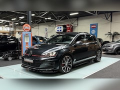 Volkswagen Golf - 2.0 GTI DSG | Pano | Dynaudio | Maxton | Navi | Clima