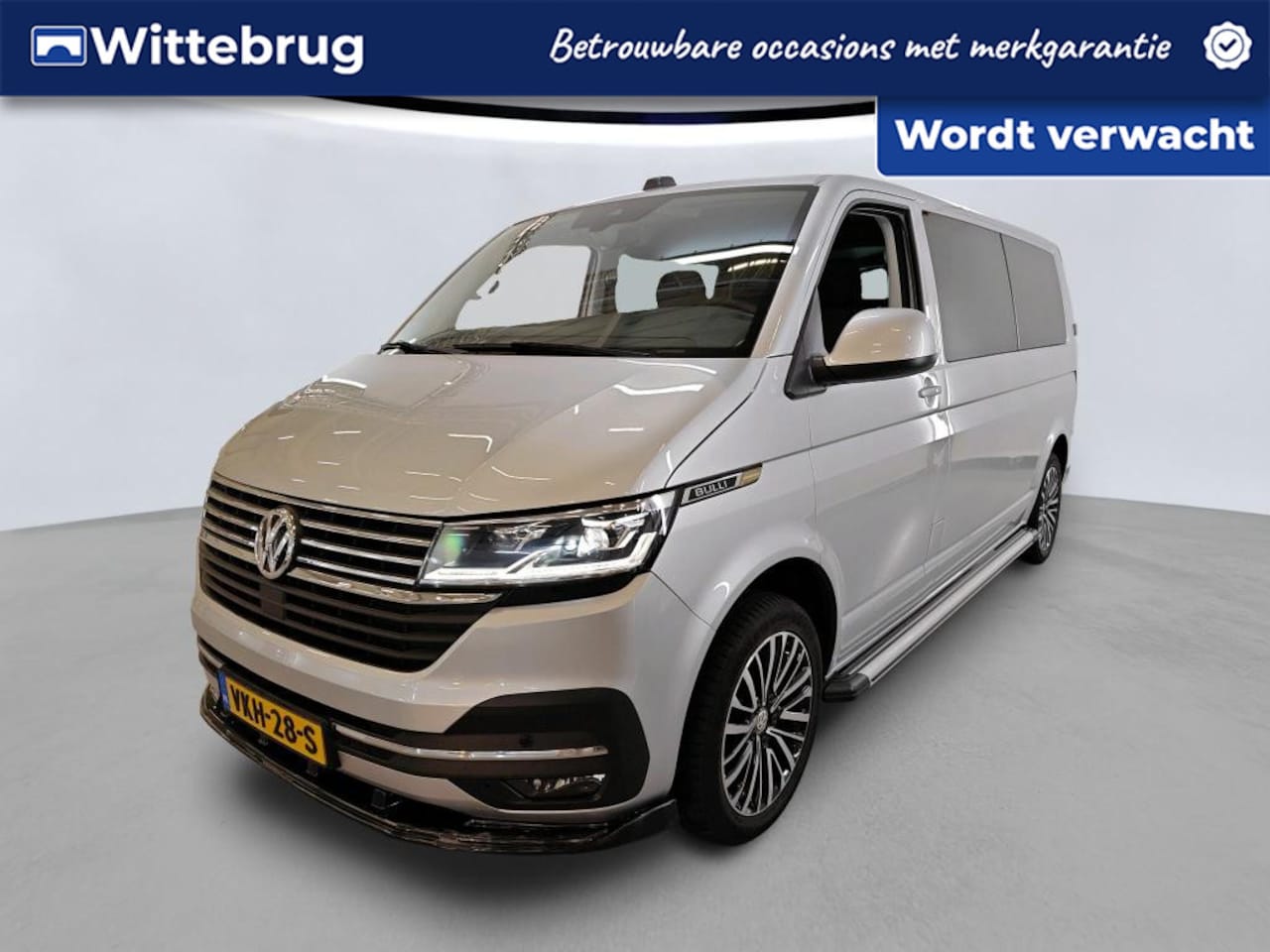 Volkswagen Transporter - 2.0 TDI 204pk L2H1 30 Dubbele Cabine DSG Automaat / Navigatie / Camera / LM 18 inch / LED - AutoWereld.nl