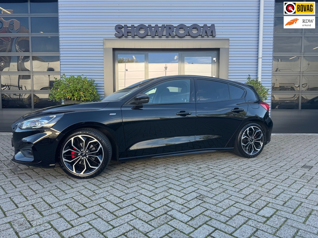Ford Focus - 1.0 EcoBoost ST-Line Black Automaat|Applecarplay|Stoel en Stuurverwarming|Cruise - AutoWereld.nl