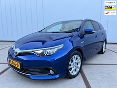 Toyota Auris Touring Sports - 1.8 Hybrid Dynamic Clima | full map navi | lm velgen | sensoren | camera | cruise control