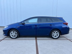 Toyota Auris Touring Sports - 1.8 Hybrid Dynamic Clima | full map navi | lm velgen | sensoren | camera | cruise control