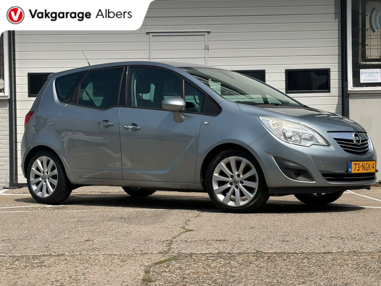 Opel Meriva - 1.4 Turbo Cosmo Navi | Climate | Cruise | Pdc | Trekhaak - AutoWereld.nl