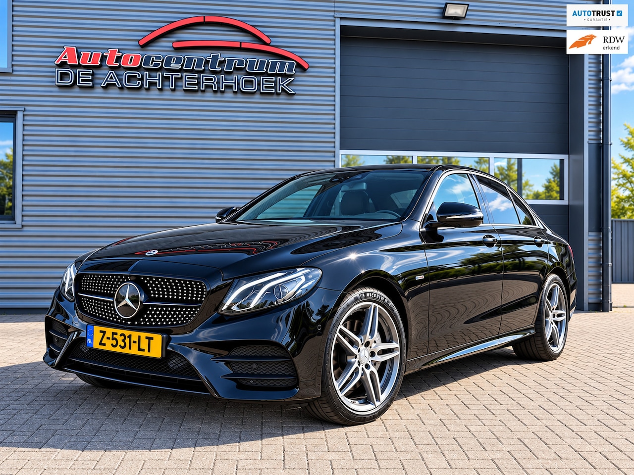 Mercedes-Benz E-klasse - 350 e Premium Plus AMG | Adaptive Cruise | Steering assist - AutoWereld.nl