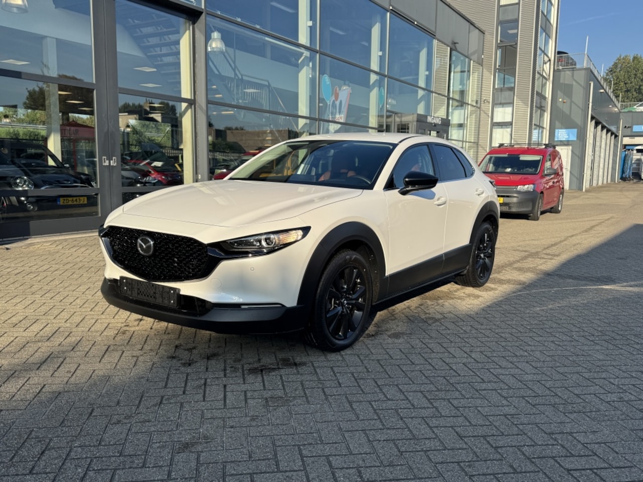 Mazda CX-30 - MAZDA CX-30 1 2.5 E-SKYACTIV-G 140 HK NAGISA AUT - AutoWereld.nl