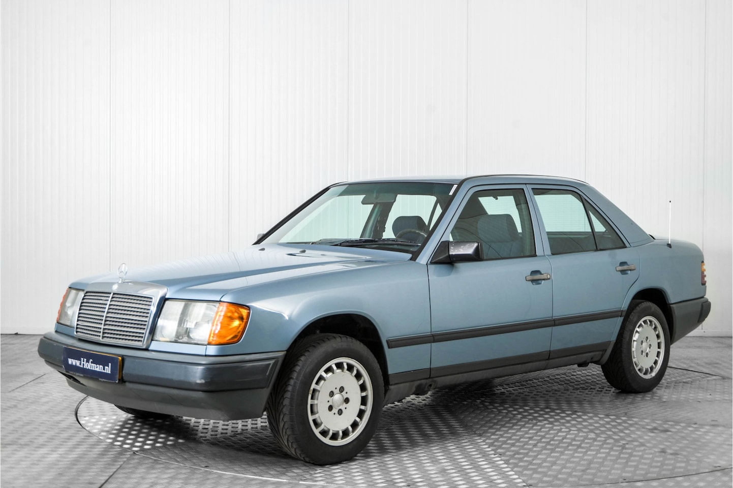 Mercedes-Benz 200-500 (W124) - 230 E LPG . - AutoWereld.nl