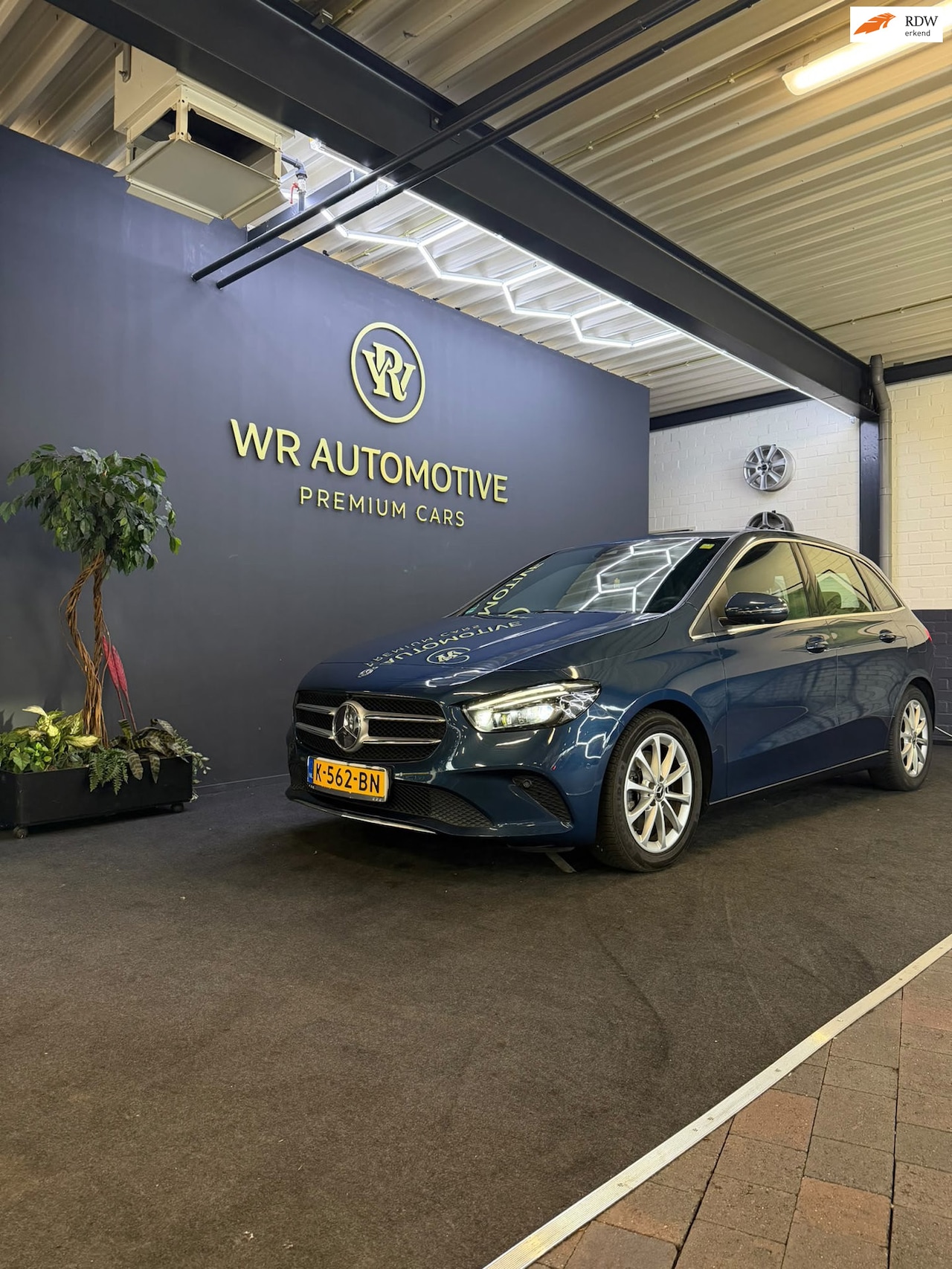 Mercedes-Benz B-klasse - 220 4MATIC Premium Plus 220 4MATIC Premium Plus - AutoWereld.nl