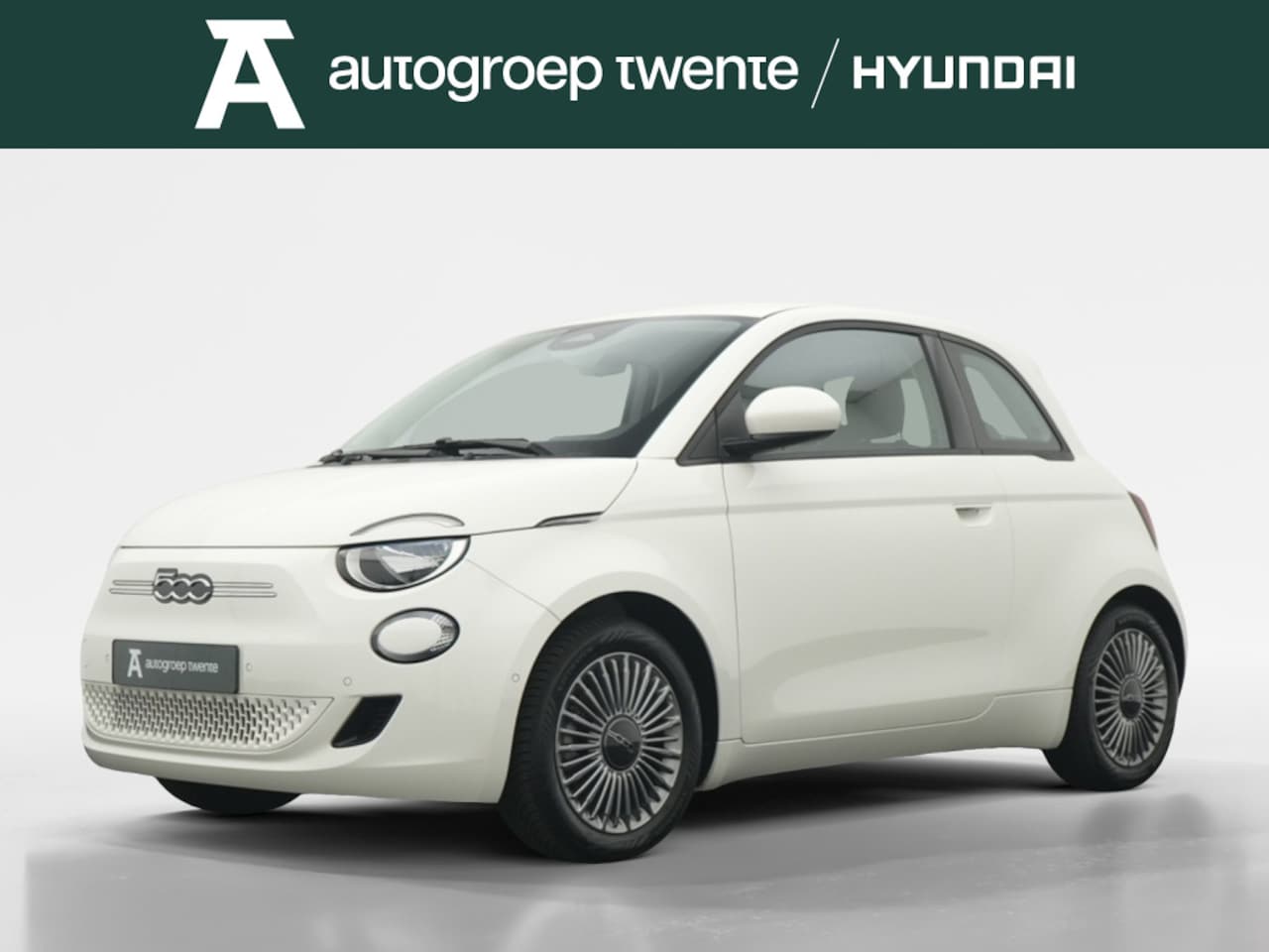 Fiat 500 - Urban 42 kWh | 118PK | Rij iconisch voor slechts 369 per maand - AutoWereld.nl