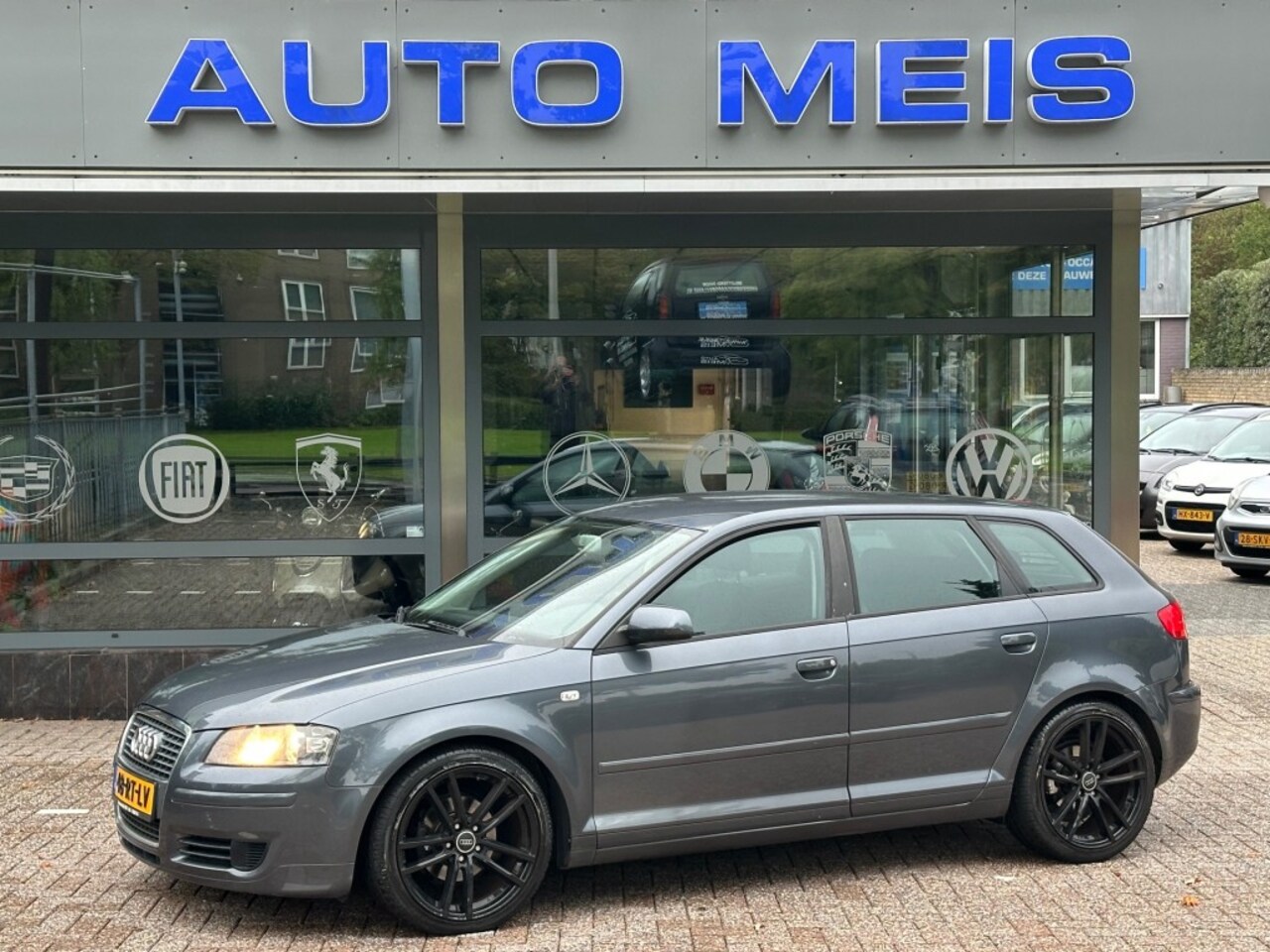 Audi A3 - 1.6 FSI Attraction Airco Cruise NAP-Autopas - AutoWereld.nl