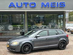 Audi A3 - 1.6 FSI Attraction Airco Cruise NAP-Autopas