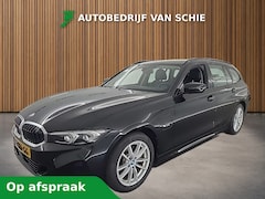 BMW 3-serie Touring - 320e 1e-Eig. & Dealer-Onderh. BOVAG-Garantie. NL-Auto