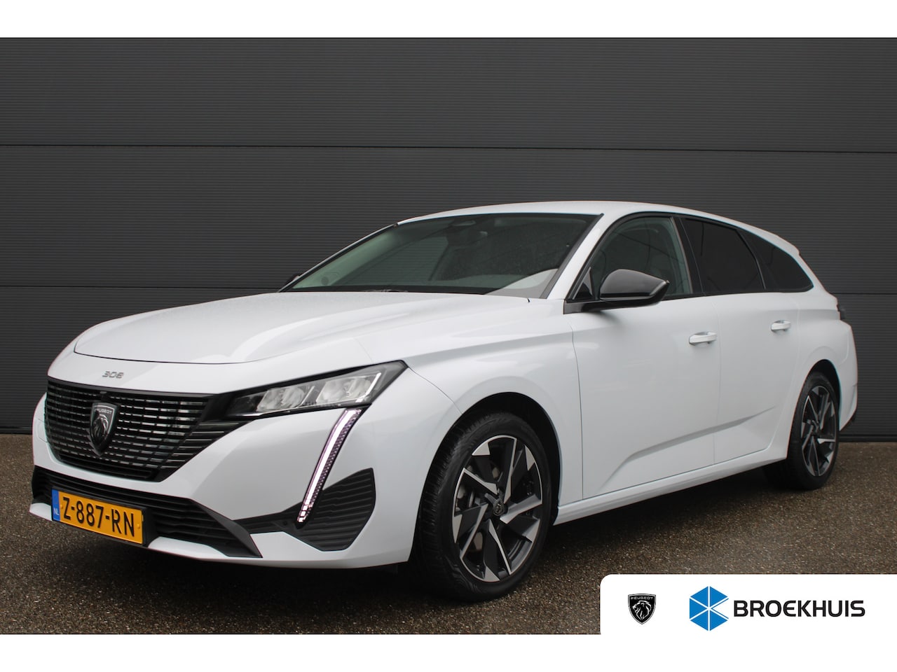 Peugeot 308 SW - 1.2 PureTech 130pk EAT8 Allure | Automaat | Navigatie | Camera | All season | Trekhaak | 1 - AutoWereld.nl