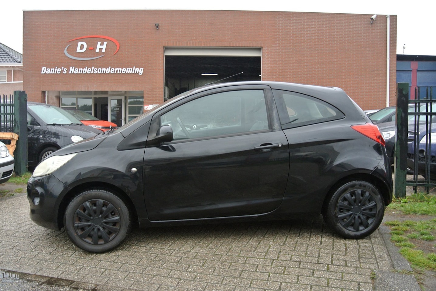 Ford Ka - 1.2 Titanium nieuwe apk inruil mogelijk nap - AutoWereld.nl