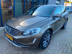 Volvo XC60 - 2.0 T5 FWD Summum LEER / NAVI / PANODAK
