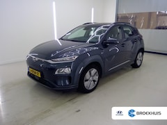 Hyundai Kona Electric - EV Comfort 64 kWh | SOH 100% | Apple Carplay/Android Auto | Keyless | Parkeersensoren | Ap