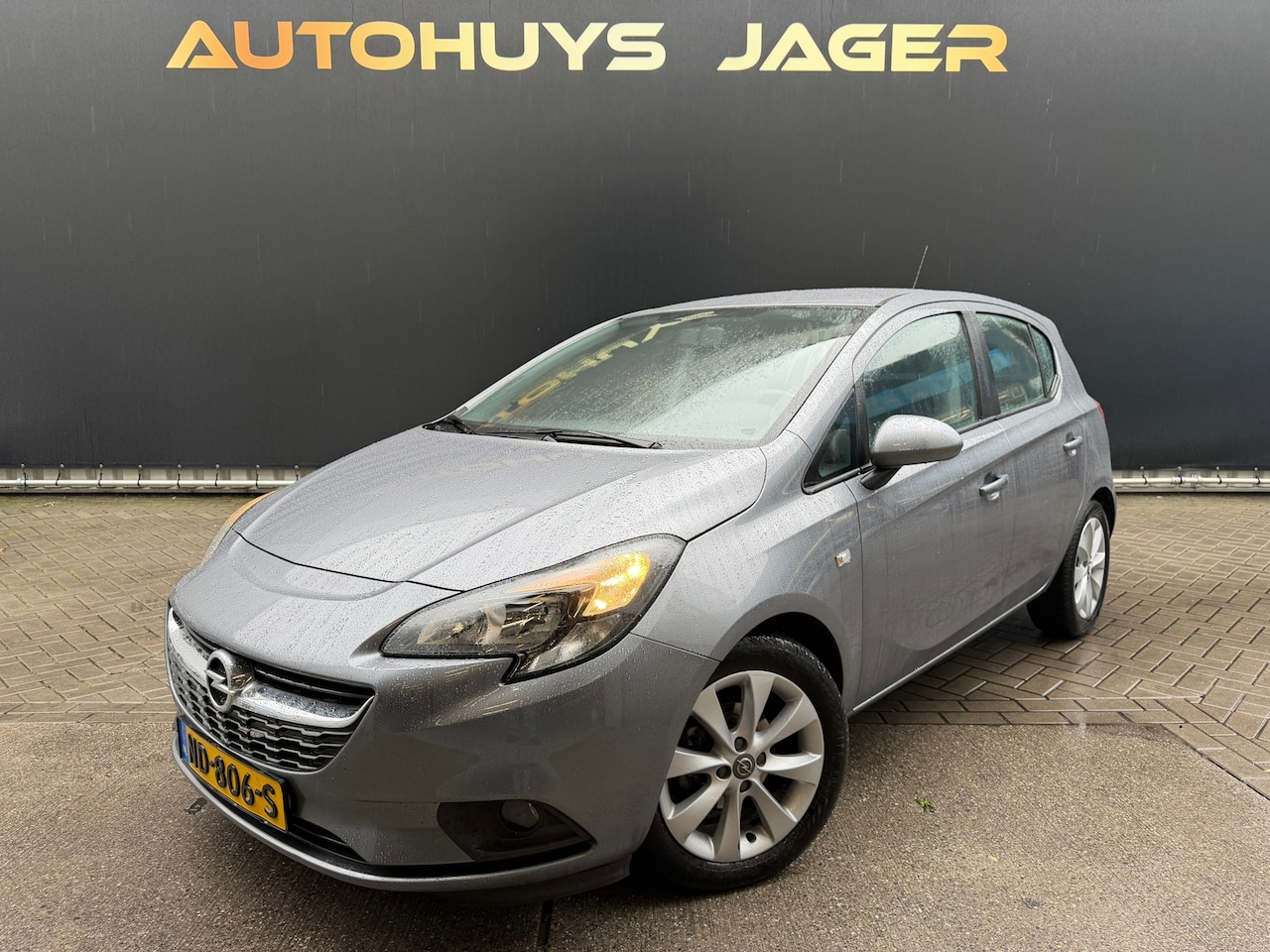 Opel Corsa - 1.4 Edition Handbak Sportvelgen - AutoWereld.nl