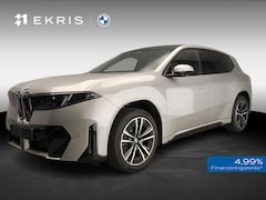 BMW iX3 - 40 eDrive M Sportpakket / Panoramadak / Trekhaak / Getint glas / Park assist