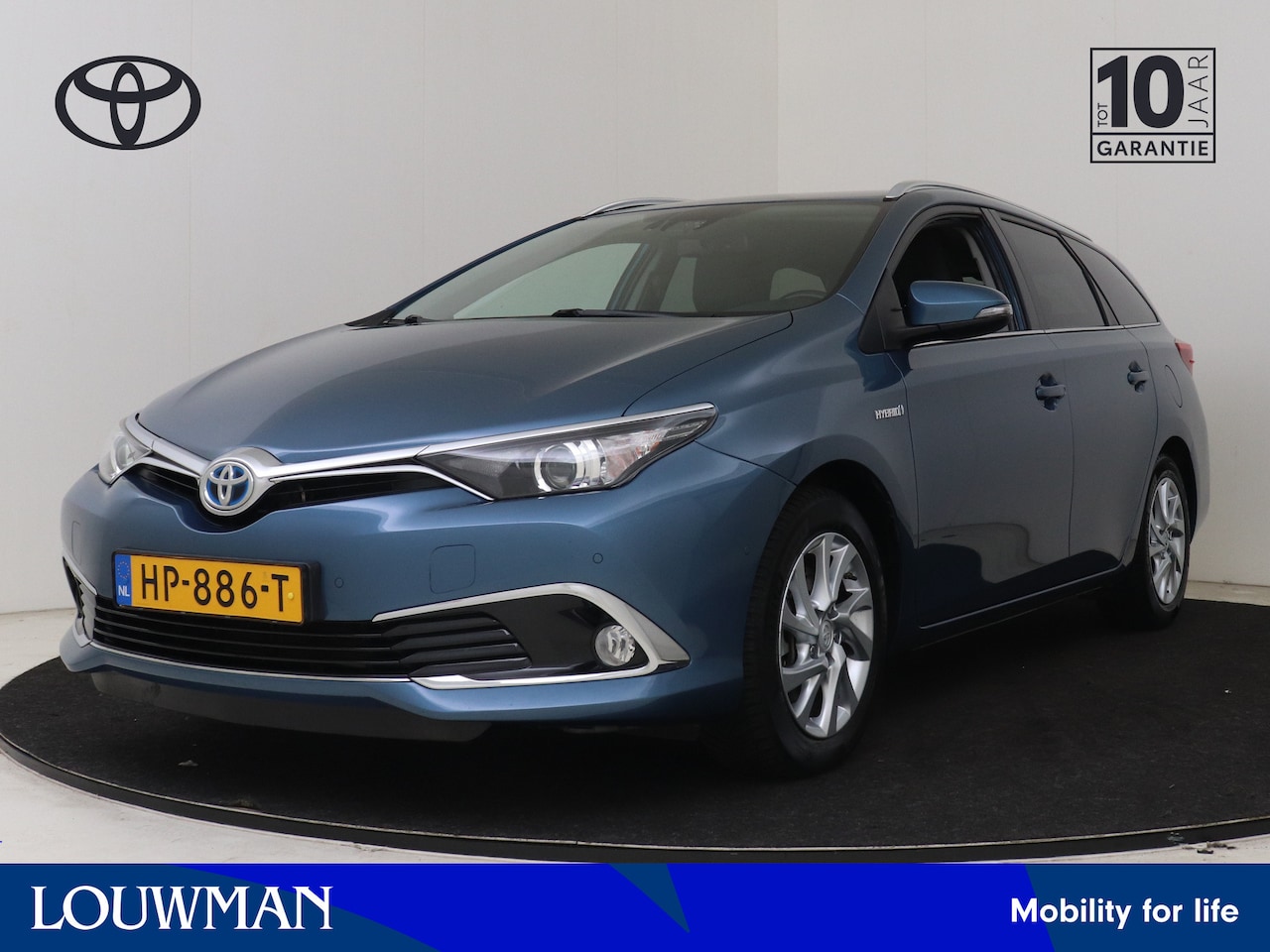 Toyota Auris Touring Sports - 1.8 Hybrid Executive | Dealer onderhouden | Trekhaak | Stoelverwarming | Parkeersensoren v - AutoWereld.nl