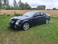 Cadillac STS - 4.6 V8 Launch Edition
