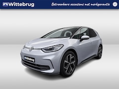 Volkswagen ID.3 - Pro 58 kWh / Camera / App-connect / Navi / Parkeersensoren V en A / 19'' Inch velegn