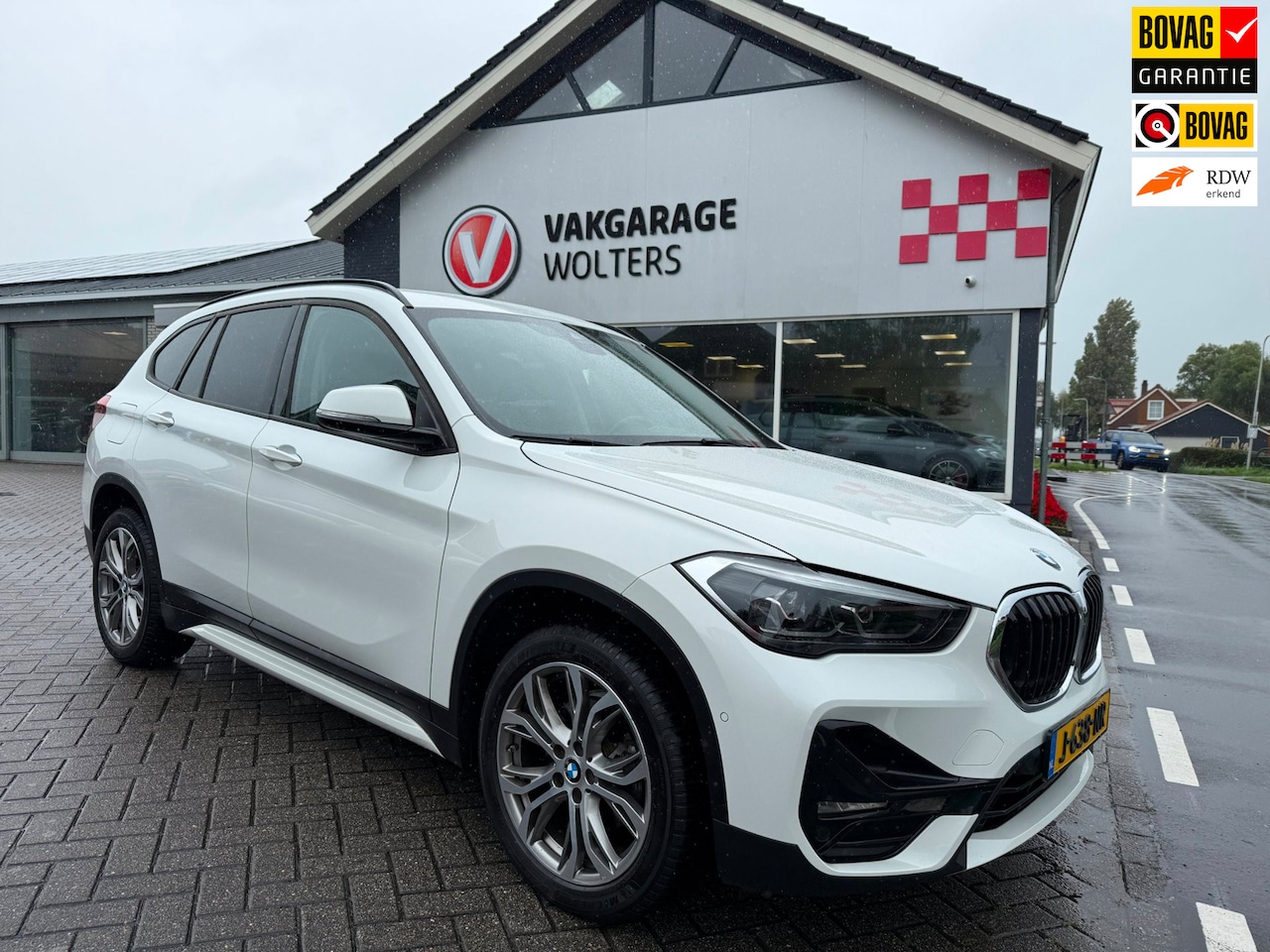 BMW X1 - SDrive18i Executive Edition/TREKHAAK/RIJKLAARPRIJS! - AutoWereld.nl