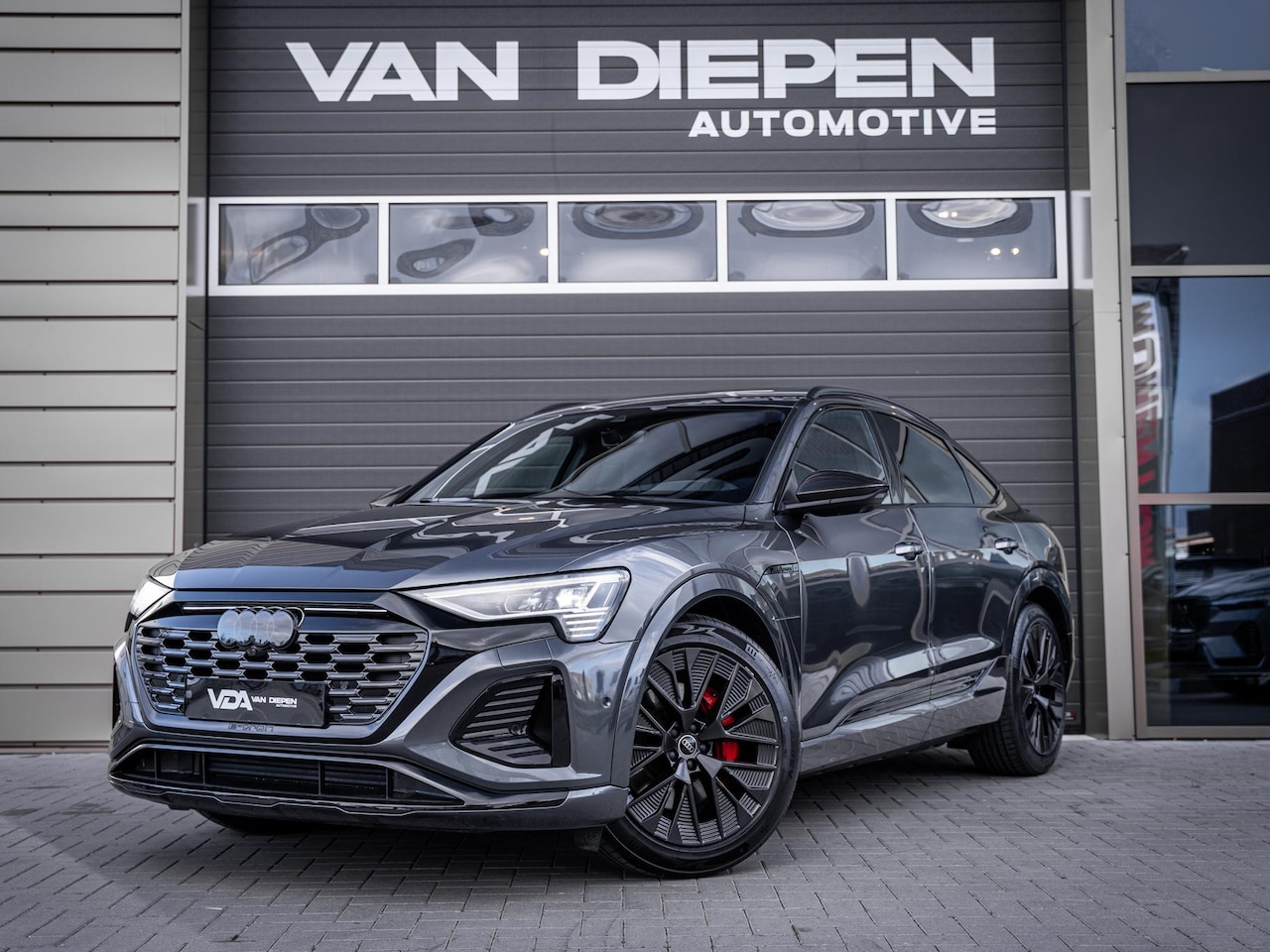 Audi Q8 e-tron - 55 quattro S Edition 115 kWh - RS-seat l Pano l Memory l ACC - AutoWereld.nl