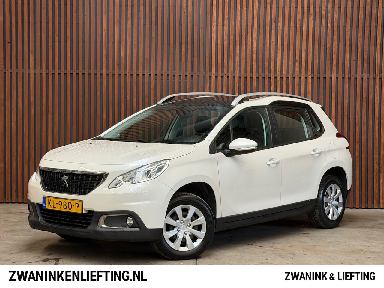 Peugeot 2008 - 1.2 PureTech Blue Lion Pano-Navi-Pdc-Cruise-Airco-NL Auto-NAP - AutoWereld.nl