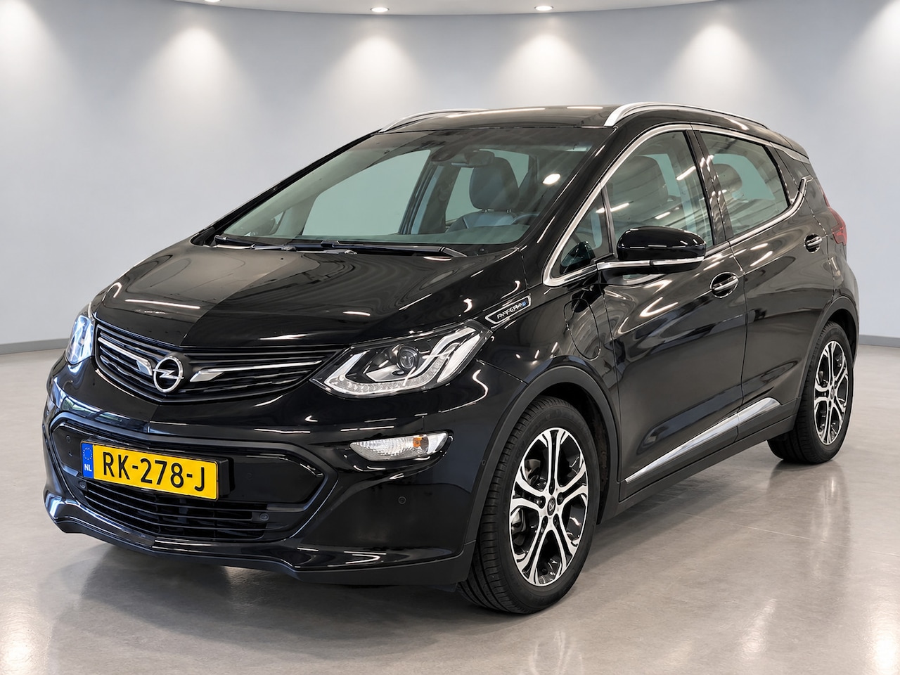Opel Ampera-e - Launch executive 60 kWh - AutoWereld.nl