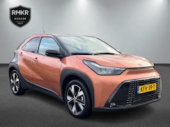 Toyota Aygo X - Hybrid 115 Black Edition | Stoelverwarming | Park. Sensoren | AC