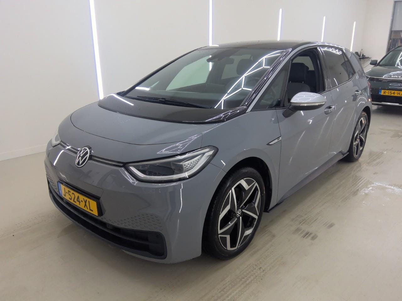 Volkswagen ID.3 - 58kWh 204pk 1ST Plus 90.1% SoH [ TREKHAAK+CAMERA+CARPLAY+STOELVERWARMING ] - AutoWereld.nl