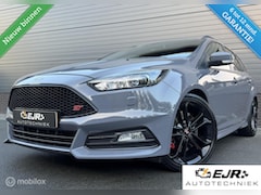 Ford Focus Wagon - 2.0 ST TOPSTAAT RECARO*CLIMA*CARPLAY*19INCH*CAMERA*VOL