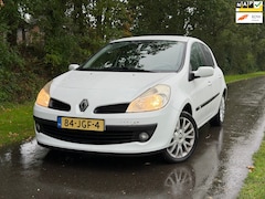 Renault Clio - 1.2 TCE Collection | Airco + Cruise Nu € 1.499,