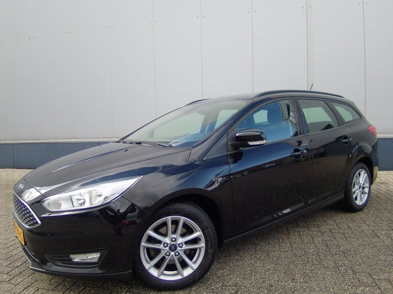 Ford Focus - 1.0 EcoBoost Trend Edition 1.0 EcoBoost 100pk Trend Edition - AutoWereld.nl
