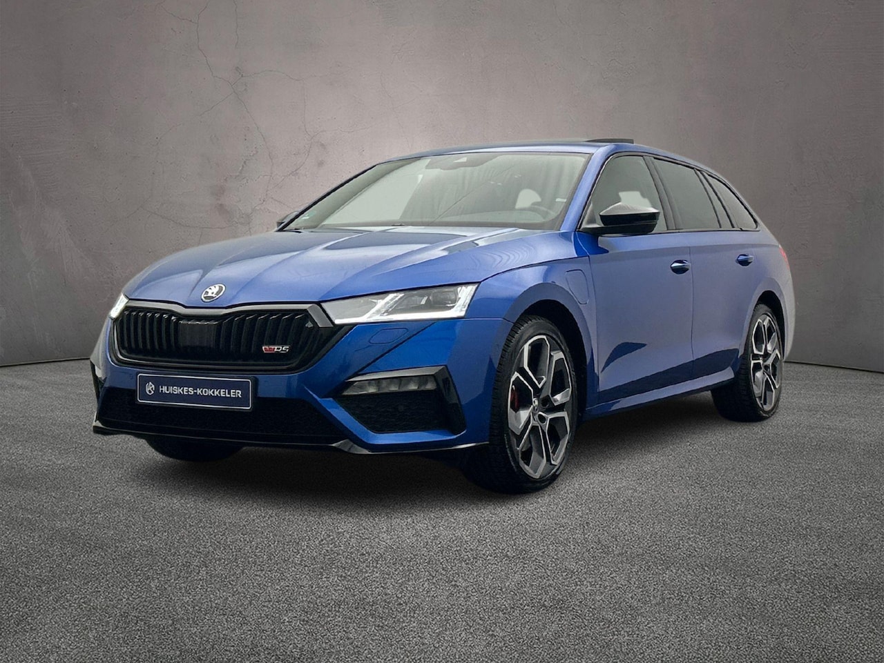 Skoda Octavia Combi - RS Business 1.4 TSI PHEV 245pk DSG Automaat Panoramadak, Adaptive cruise control, Achterui - AutoWereld.nl