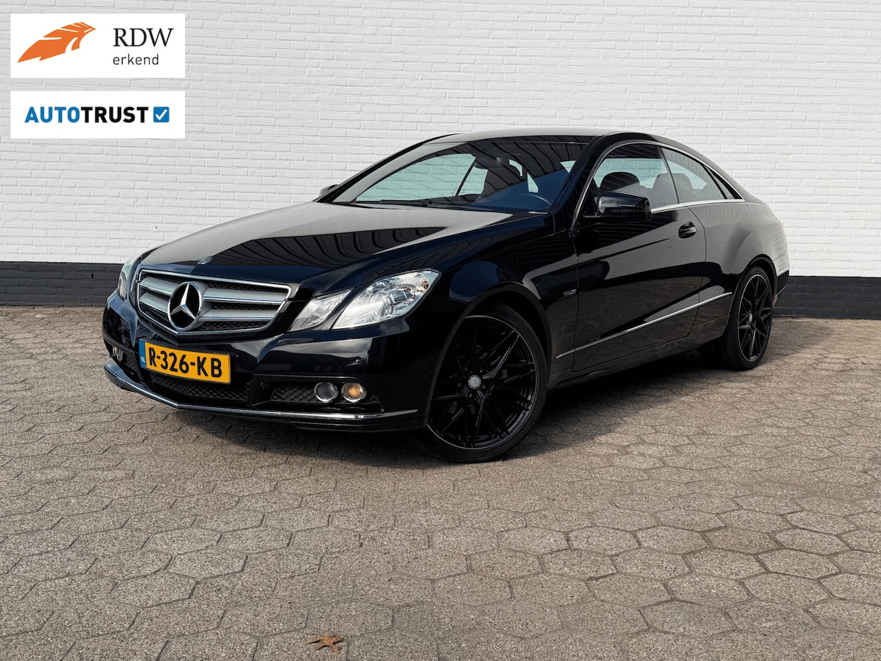 Mercedes-Benz E-klasse Coupé - 200CGI Elegance LEDER l AUTOMAAT! - AutoWereld.nl