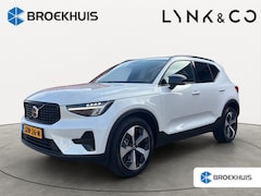 Volvo XC40 - 2.0 B4 Plus Dark | Trekhaak | Stuurwiel+Stoelverwarming | Adapt. Cruise | Apple Carplay/An