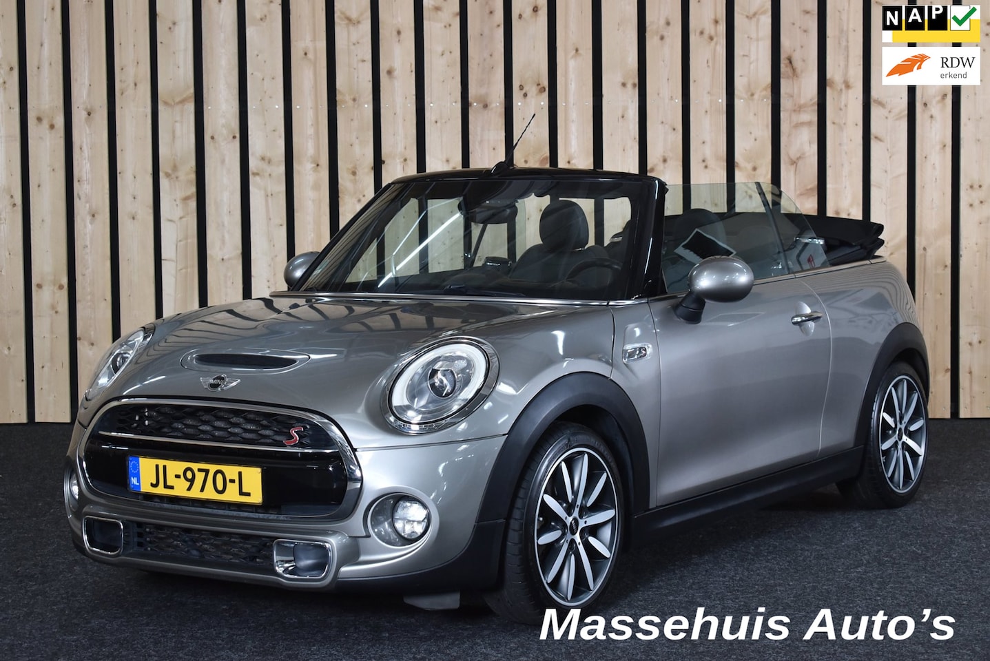 MINI Cabrio - 2.0 Cooper S Chili Serious Business 192 PK JCW LED 17" NL-auto Stoelverw. Clima + Nwe APK - AutoWereld.nl
