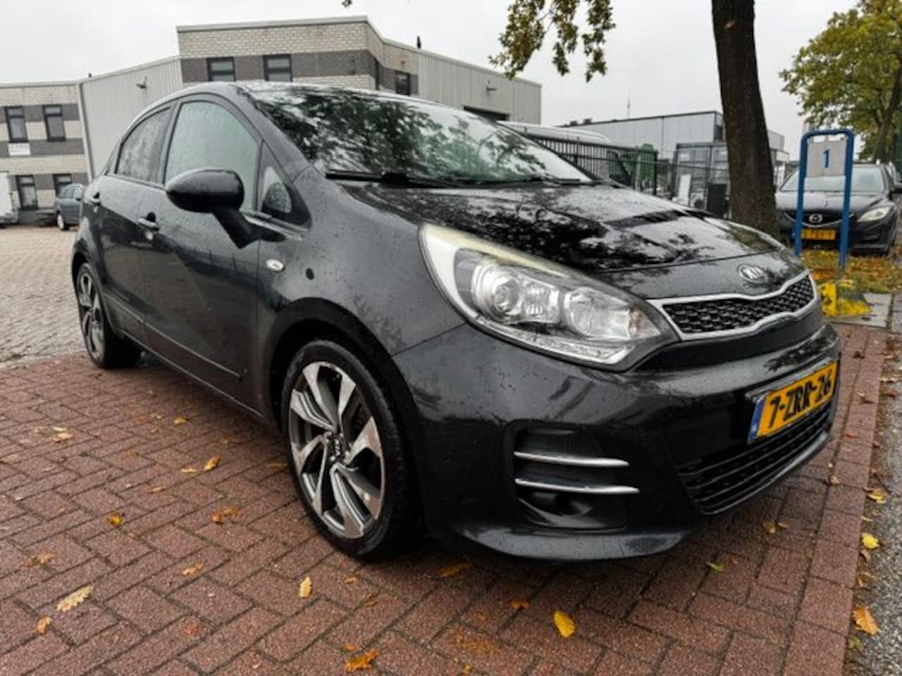 Kia Rio - 1.2 CVVT 5deurs DynamicLine Airco,Navigatie,Camera MOTOR TIKT - AutoWereld.nl